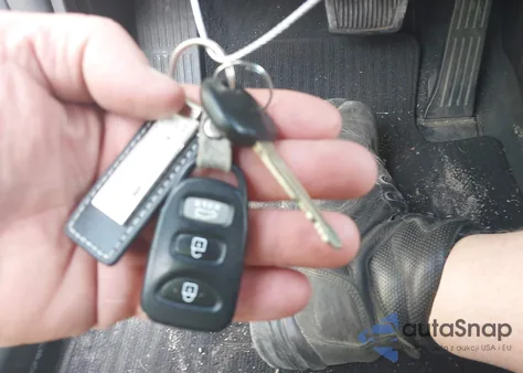 2014 Hyundai Elantra Limited from USA, damaged, VIN KMHDH4AE3EU057400